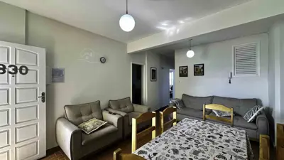 Apartamento - Alto com 2 quartos  a 0,00 metros praia.