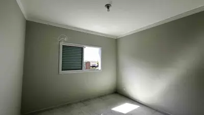 Apartamento - Alto com 3 quartos (sendo 1 suite(s)) a 550,00 metros praia.