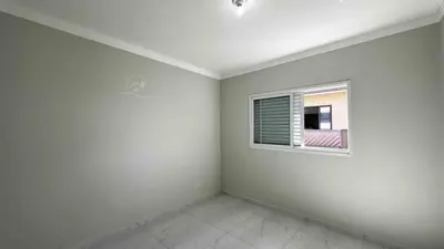 Apartamento - Alto com 3 quartos (sendo 1 suite(s)) a 550,00 metros praia.