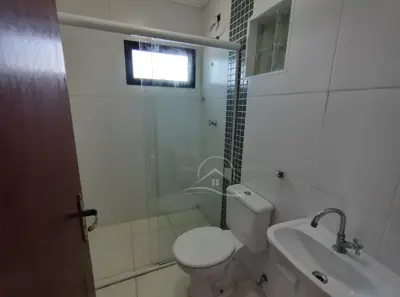 Apartamento - Triplex com 5 quartos (sendo 5 suite(s)) a 0,00 metros praia.