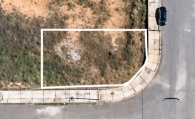 Terreno - Amplo com  quartos  a 2000,00 metros praia.