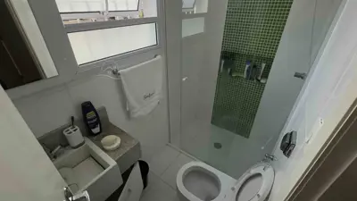 Casa - Sobrado com 5 quartos (sendo 5 suite(s)) a 100,00 metros praia.