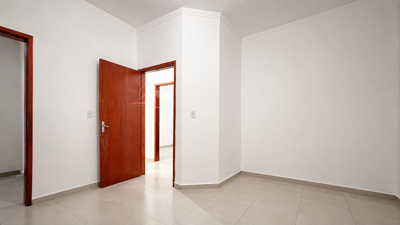 Casa - Térrea com piscina com 3 quartos (sendo 1 suite(s)) a 1500,00 metros praia.