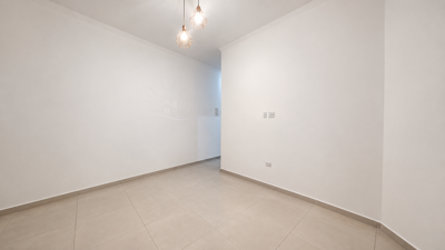 Casa - Térrea com piscina com 3 quartos (sendo 1 suite(s)) a 1500,00 metros praia.