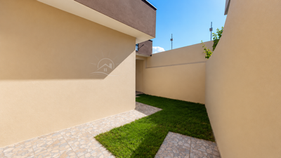 Casa - Térrea com 2 quartos  a 3000,00 metros praia.