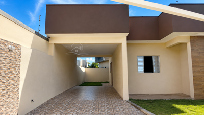 Casa - Térrea com 2 quartos  a 3000,00 metros praia.