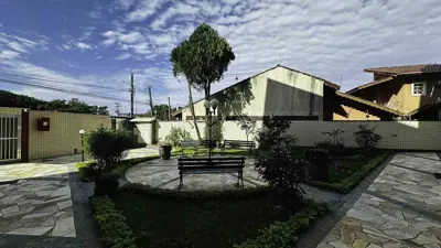 Apartamento - Alto com 2 quartos (sendo 0 suite(s)) a 220,00 metros praia.