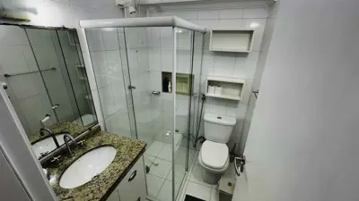 Casa - Sobrado com 4 quartos (sendo 2 suite(s)) a 0,00 metros praia.