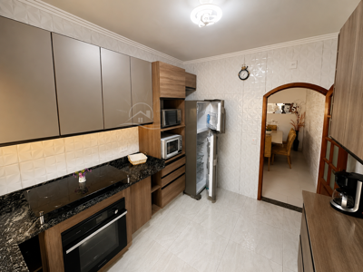 Casa - Térrea com 3 quartos (sendo 1 suite(s)) a 616,00 metros praia.