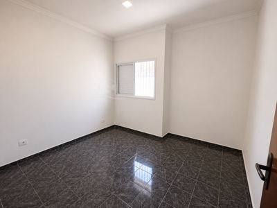Casa - Térrea com 2 quartos (sendo 1 suite(s)) a 800,00 metros praia.