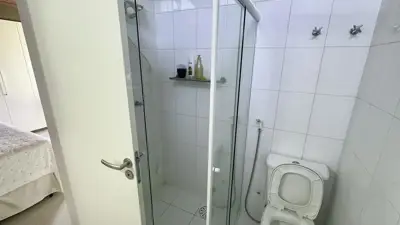 Casa - Sobrado com 4 quartos (sendo 2 suite(s)) a 30,00 metros praia.