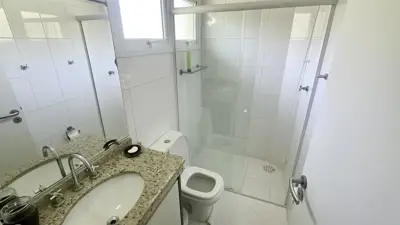 Casa - Sobrado com 4 quartos (sendo 2 suite(s)) a 30,00 metros praia.