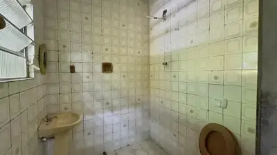 Casa - Térrea com 3 quartos  a 1500,00 metros praia.