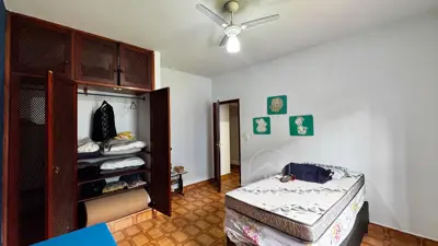 Casa - Térrea com 4 quartos (sendo 1 suite(s)) a 150,00 metros praia.