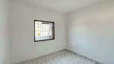 Casa - Térrea com 3 quartos (sendo 1 suite(s)) a 900,00 metros praia.