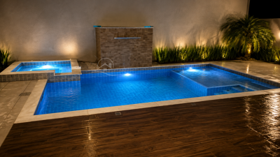 Casa - Sobrado Novo com 4 quartos (sendo 1 suite(s)) a 1200,00 metros praia.