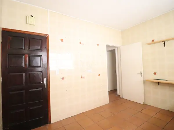 Casa - Térrea com 3 quartos (sendo 1 suite(s)) a 700,00 metros praia.