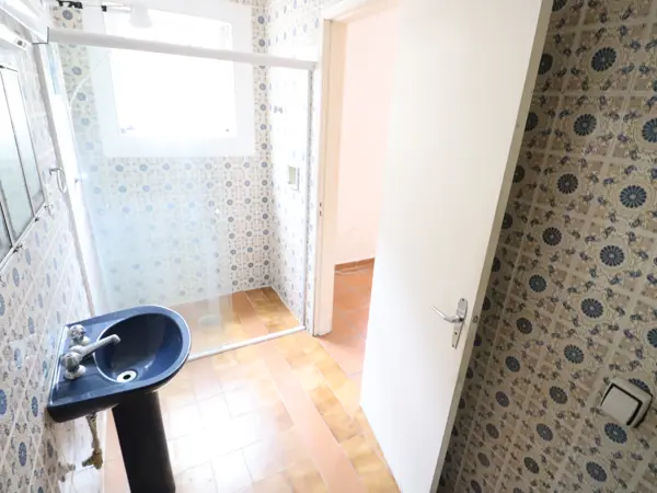 Casa - Térrea com 3 quartos (sendo 1 suite(s)) a 700,00 metros praia.