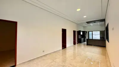 Casa - Térrea com 3 quartos (sendo 2 suite(s)) a 900,00 metros praia.