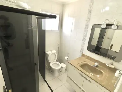 Apartamento - Duplex com 3 quartos  a 500,00 metros praia.