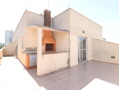 Apartamento - Duplex com 3 quartos  a 500,00 metros praia.