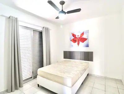 Apartamento - Duplex com 3 quartos  a 500,00 metros praia.