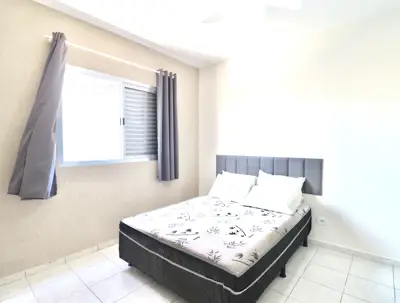 Apartamento - Duplex com 3 quartos  a 500,00 metros praia.