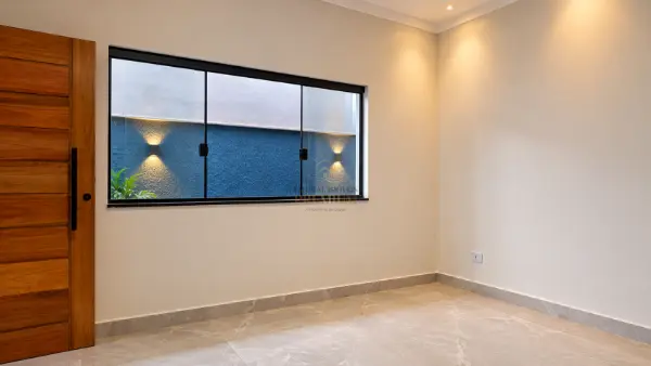 Casa - Térrea com piscina com 2 quartos (sendo 1 suite(s)) a 1500,00 metros praia.