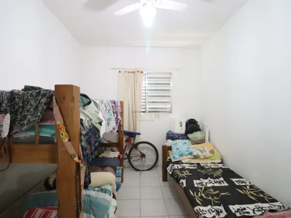 Apartamento - Kitnet com 2 quartos (sendo 0 suite(s)) a 3000,00 metros praia.