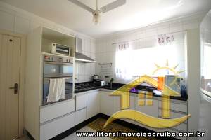 Casa para  no bairro 17, em Peruíbe / São Paulo.