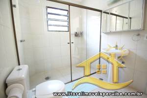 Casa para  no bairro 17, em Peruíbe / São Paulo.