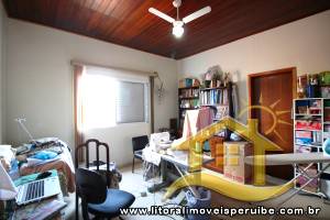 Casa para  no bairro 17, em Peruíbe / São Paulo.