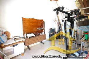 Casa para  no bairro 17, em Peruíbe / São Paulo.