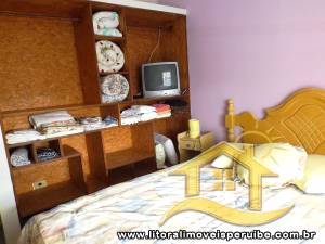 Casa - Sobrado com 3 dormitórios (sendo 3 suite(s)) a 500,00 metros praia.