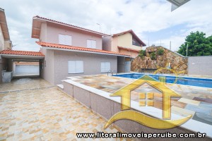 Casa - Sobrado com 4 dormitórios (sendo 4 suite(s)) a 200,00 metros praia.