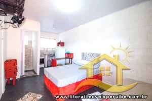 Apartamento - Kitnet com 1 dormitórios (sendo 1 suite(s)) a 1000,00 metros praia.