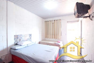 Apartamento - Kitnet com 1 dormitórios (sendo 1 suite(s)) a 1000,00 metros praia.