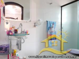 Casa para  no bairro Stella Maris, em Peruíbe / SP.