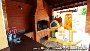 Casa para  no bairro Oásis, em Peruíbe / São Paulo.