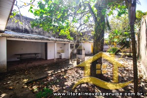 Casa para venda no bairro 21, em Peruíbe / SP.