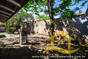 Casa para venda no bairro 21, em Peruíbe / SP.