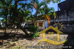 Casa para venda no bairro 21, em Peruíbe / SP.