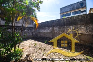 Casa para venda no bairro 21, em Peruíbe / SP.