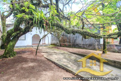 Casa para venda no bairro 21, em Peruíbe / SP.