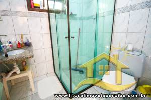 Casa - Térrea com 4 dormitórios (sendo 2 suite(s)) a 0,00 metros praia.