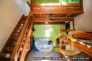 Casa - Térrea com 4 dormitórios (sendo 2 suite(s)) a 0,00 metros praia.