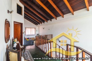 Casa - Assobradada com 3 dormitórios (sendo 2 suite(s)) a 0,00 metros praia.