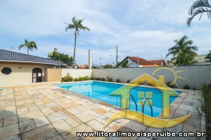 Casa para  no bairro Turístico, em Peruíbe / São Paulo.