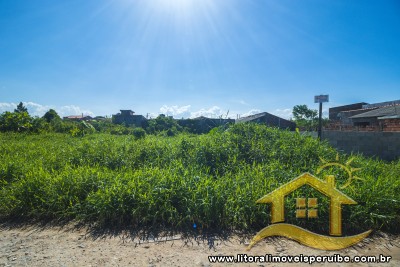 Terreno - Amplo com 0 dormitórios (sendo 0 suite(s)) a 1800 metros praia.