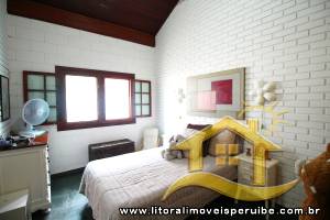 Casa para  no bairro Bougainvillée III, em Peruíbe / São Paulo.